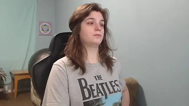 Snapshot of TreeJeanne chatting on 03.06.25 TreeJeanne online show from 03.06.25