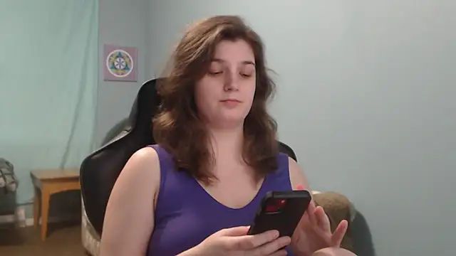 Snapshot of TreeJeanne chatting on 03.10.25 TreeJeanne online show from 03.10.25