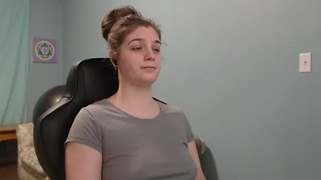 Snapshot of TreeJeanne chatting on 03.14.25 TreeJeanne online show from 03.14.25