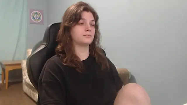 Snapshot of TreeJeanne chatting on 03.19.25 TreeJeanne online show from 03.19.25