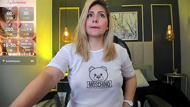 Melanie silver  online show from 02.21.25