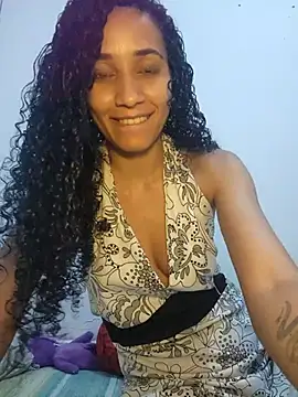 Snapshot of lessaeumesma8 chatting on 10.07.25 lessaeumesma8 online show from 10.07.25