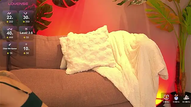 JuliaRichard online show from 02.05.25