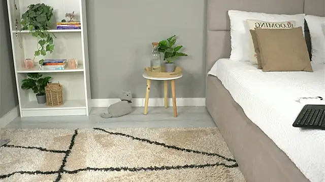 JuliaRichard online show from 07.10.26