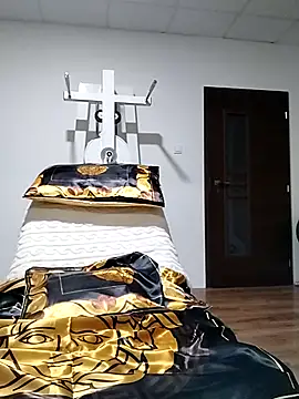 Tinuus online show from 03.12.25