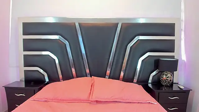 NinnaVous online show from 01.14.25