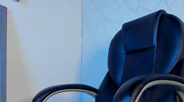 Snapshot of NoahhBrown chatting on 01.30.25 NoahhBrown online show from 01.30.25