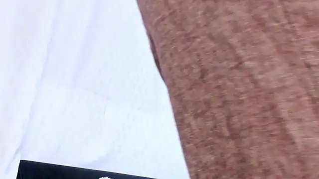 Snapshot of NoahhBrown chatting on 10.15.25 NoahhBrown online show from 10.15.25