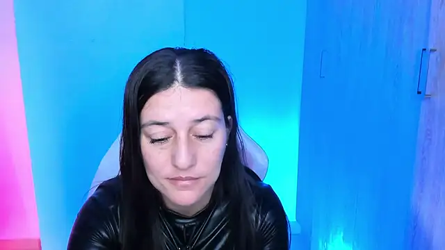 Saskyaa online show from 12.01.25