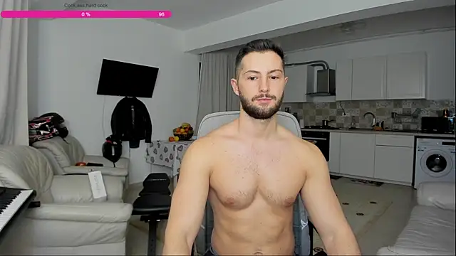 Snapshot of ZackFraser chatting on 01.04.25 ZackFraser online show from 01.04.25