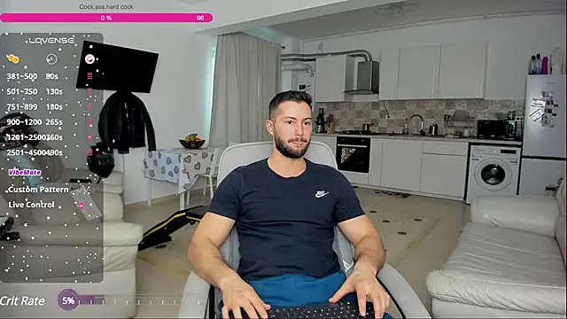 Snapshot of ZackFraser chatting on 01.07.25 ZackFraser online show from 01.07.25