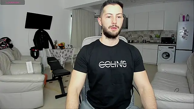 Snapshot of ZackFraser chatting on 03.01.25 ZackFraser online show from 03.01.25