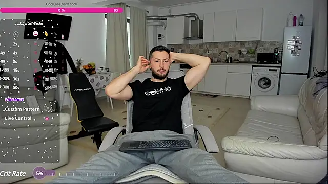 Snapshot of ZackFraser chatting on 03.01.25 ZackFraser online show from 03.01.25