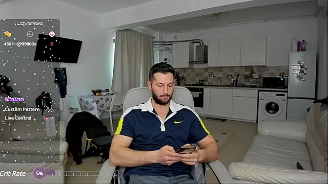 Snapshot of ZackFraser chatting on 03.07.25 ZackFraser online show from 03.07.25