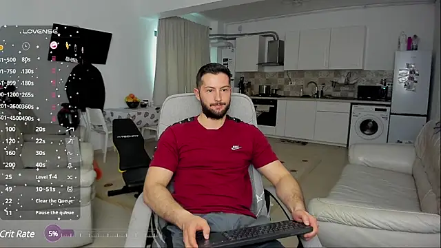 Snapshot of ZackFraser chatting on 03.09.25 ZackFraser online show from 03.09.25