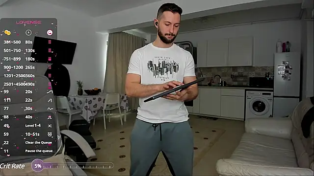 Snapshot of ZackFraser chatting on 03.17.25 ZackFraser online show from 03.17.25