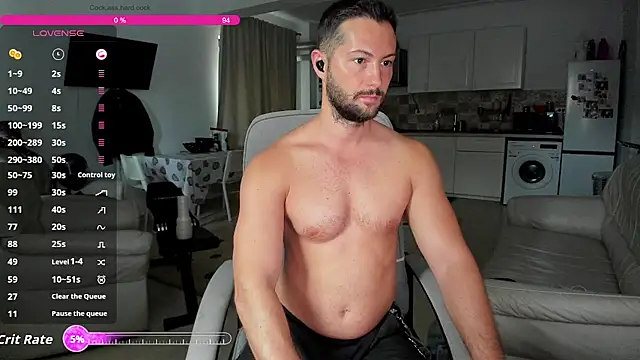 Snapshot of ZackFraser chatting on 09.12.25 ZackFraser online show from 09.12.25