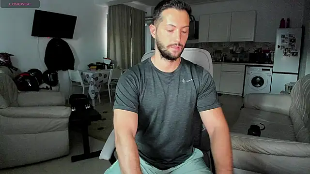 Snapshot of ZackFraser chatting on 09.16.25 ZackFraser online show from 09.16.25