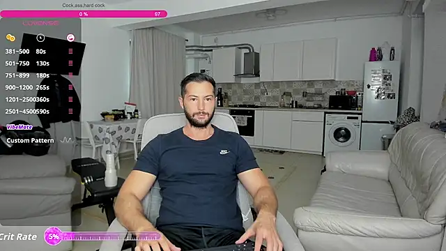 Snapshot of ZackFraser chatting on 09.17.25 ZackFraser online show from 09.17.25