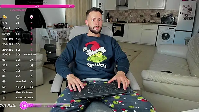 Snapshot of ZackFraser chatting on 09.24.25 ZackFraser online show from 09.24.25