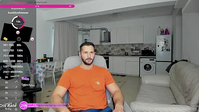 Snapshot of ZackFraser chatting on 10.10.25 ZackFraser online show from 10.10.25