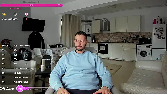 Snapshot of ZackFraser chatting on 10.24.25 ZackFraser online show from 10.24.25