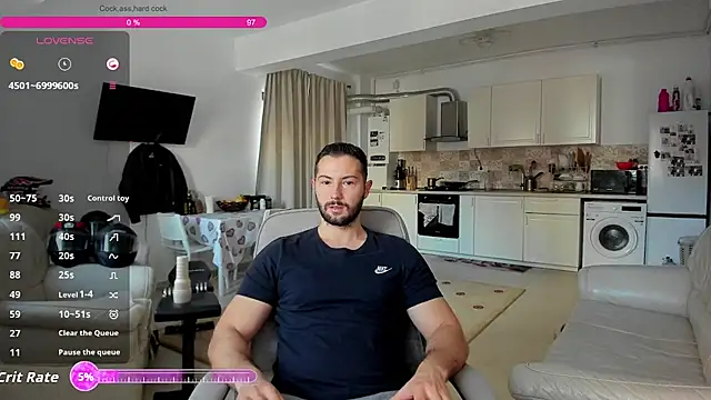 Snapshot of ZackFraser chatting on 11.01.25 ZackFraser online show from 11.01.25