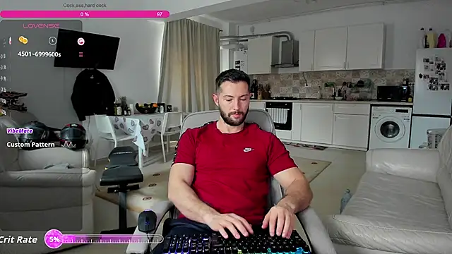 Snapshot of ZackFraser chatting on 11.17.25 ZackFraser online show from 11.17.25