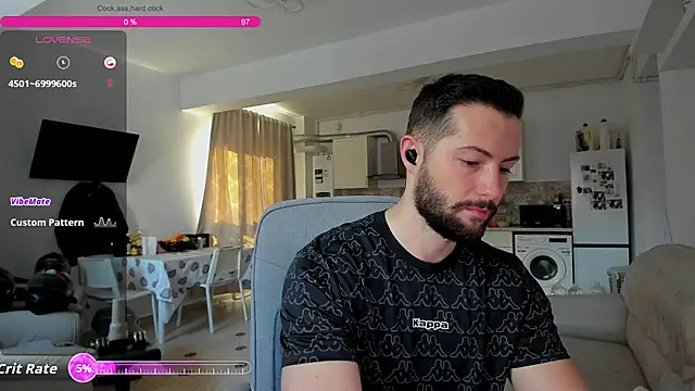 Snapshot of ZackFraser chatting on 11.22.25 ZackFraser online show from 11.22.25