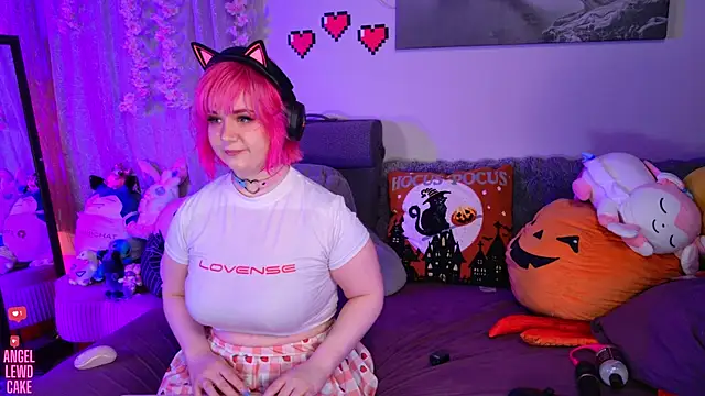 Angel-Lewd-Cake online show from 05.07.26
