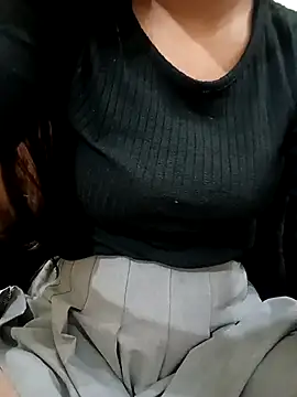 Snapshot of sweet_jia23 chatting on 02.04.25 sweet jia23 online show from 02.04.25