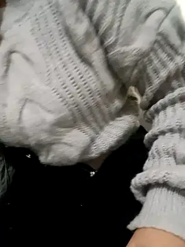 Snapshot of sweet_jia23 chatting on 11.18.25 sweet jia23 online show from 11.18.25