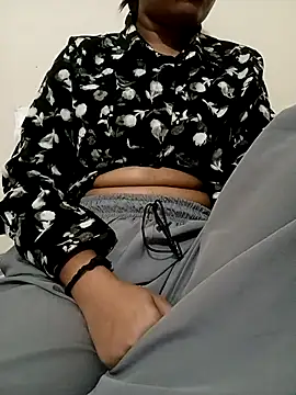 Snapshot of sweet_jia23 chatting on 11.26.25 sweet jia23 online show from 11.26.25