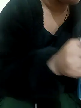 Snapshot of sweet_jia23 chatting on 12.15.25 sweet jia23 online show from 12.15.25