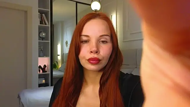 Lina-hill online show from 05.02.26