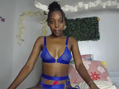 Snapshot of coco-bela chatting on 12.21.24 coco-bela online show from 12.21.24