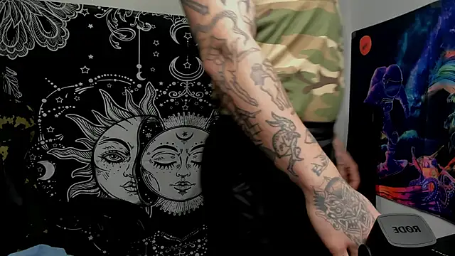 layneinchains online show from 12.23.24