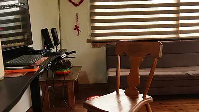 Kozzy  online show from 02.15.25