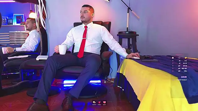 Snapshot of HenryBenso chatting on 01.31.25 HenryBenso online show from 01.31.25