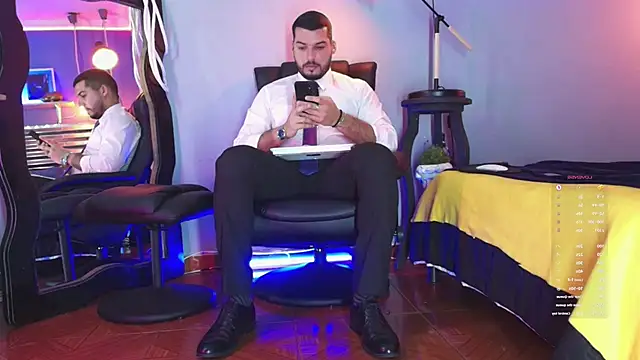 Snapshot of HenryBenso chatting on 02.18.25 HenryBenso online show from 02.18.25