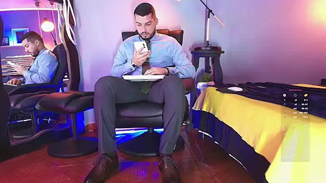 Snapshot of HenryBenso chatting on 03.03.25 HenryBenso online show from 03.03.25