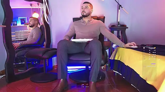 Snapshot of HenryBenso chatting on 03.10.25 HenryBenso online show from 03.10.25