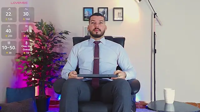 Snapshot of HenryBenso chatting on 09.27.25 HenryBenso online show from 09.27.25