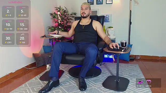 Snapshot of HenryBenso chatting on 02.26.26 HenryBenso online show from 02.26.26