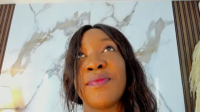 Snapshot of aidaadams chatting on 02.27.25 aidaadams online show from 02.27.25