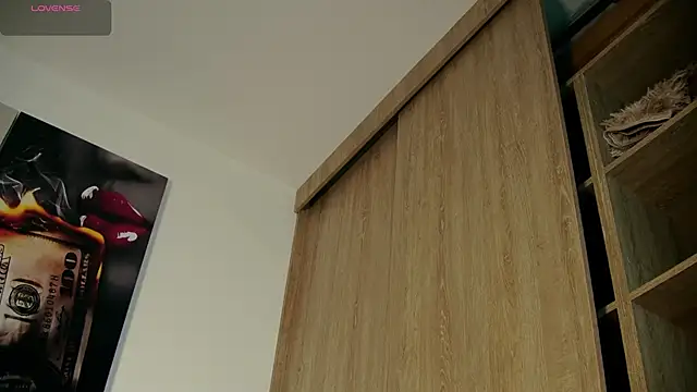 Snapshot of aidaadams chatting on 09.14.25 aidaadams online show from 09.14.25