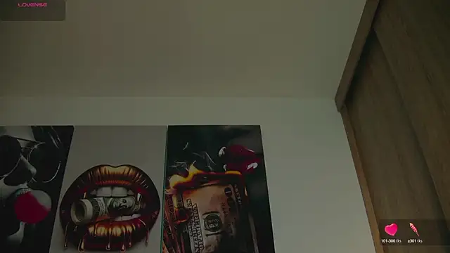 Snapshot of aidaadams chatting on 09.23.25 aidaadams online show from 09.23.25