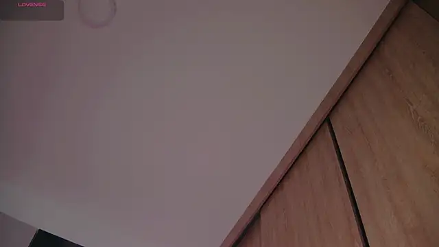 Snapshot of aidaadams chatting on 09.25.25 aidaadams online show from 09.25.25