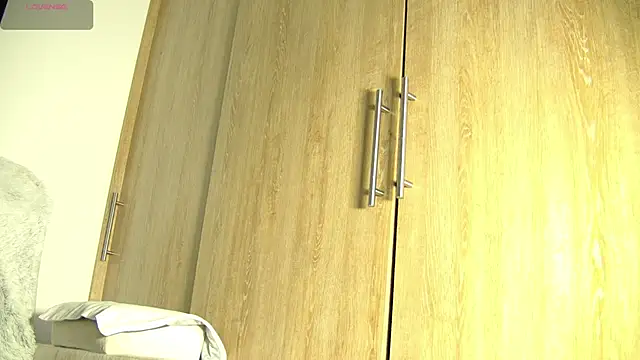 Snapshot of aidaadams chatting on 11.20.25 aidaadams online show from 11.20.25