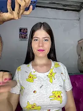 Snapshot of Hotnightsexxx chatting on 12.13.24 Hotnightsexxx online show from 12.13.24